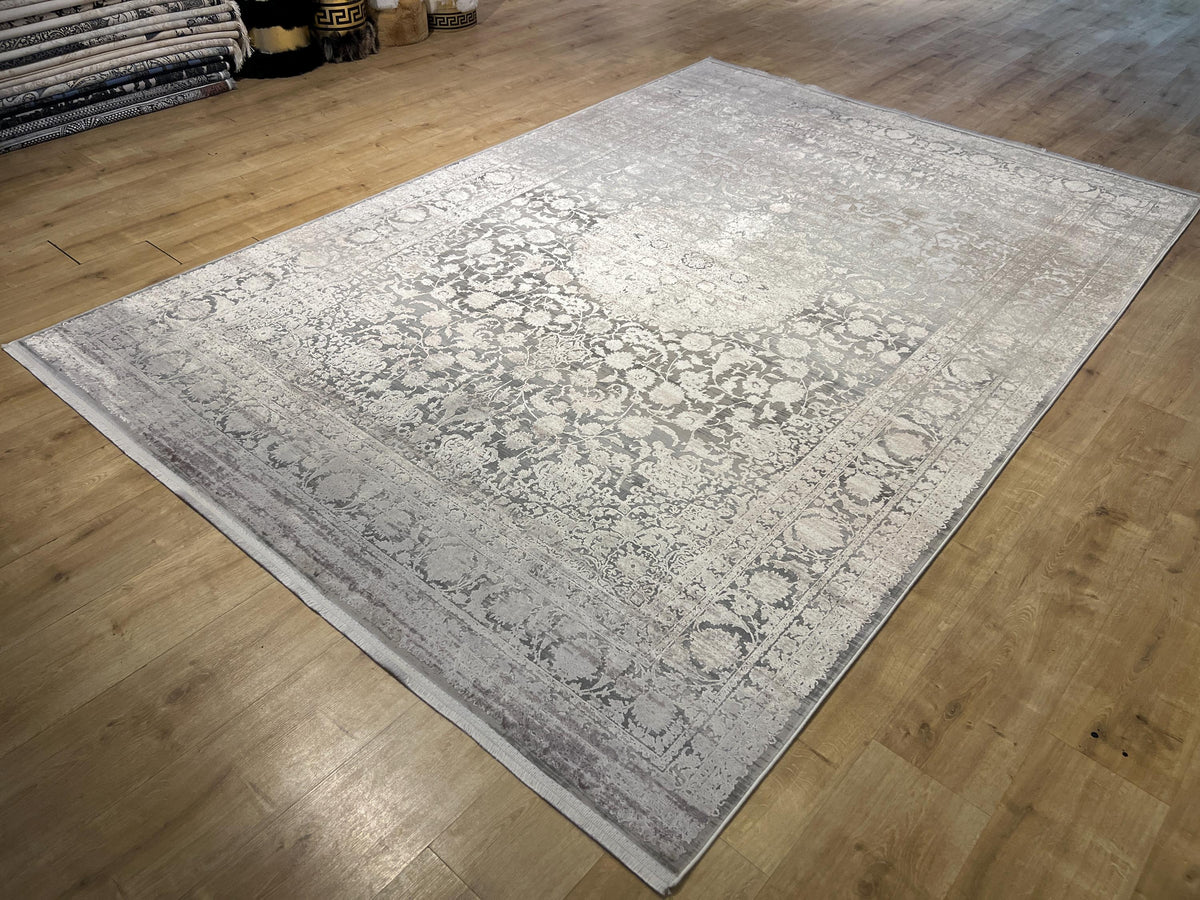 7x10 ft Antique Distressed Medallion Bamboo Rug in Gray and Beige