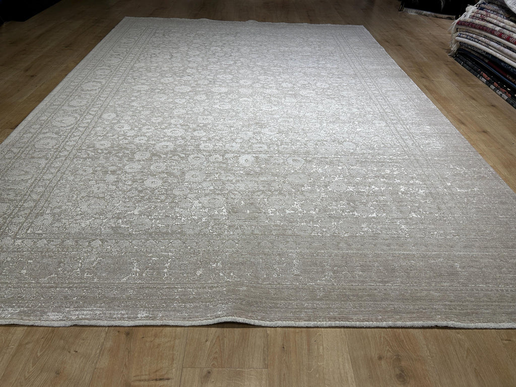 Beige Bamboo Rug with Traditional Modern Distressed Floral Patterns