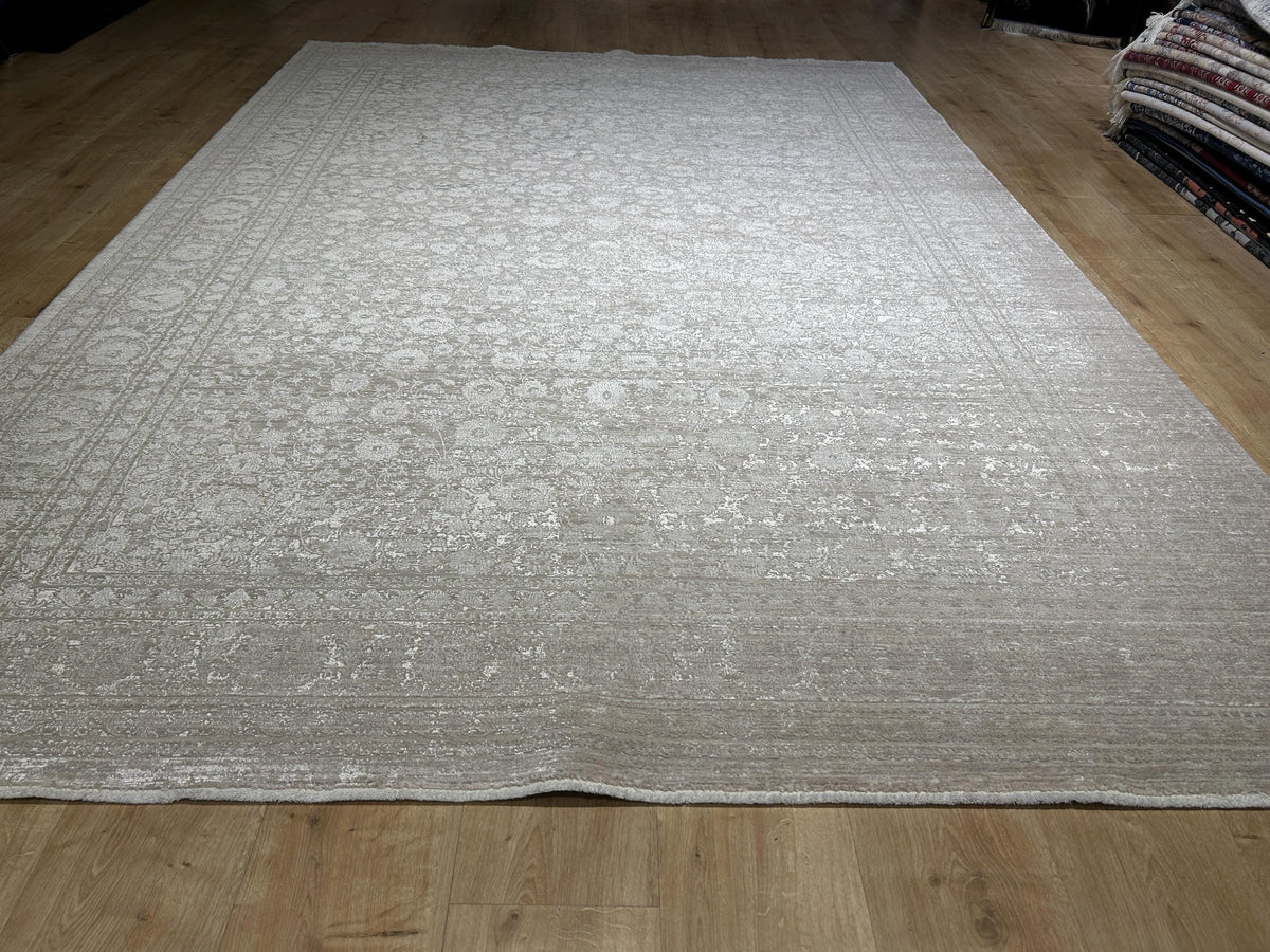 Beige Bamboo Rug with Traditional Modern Distressed Floral Patterns