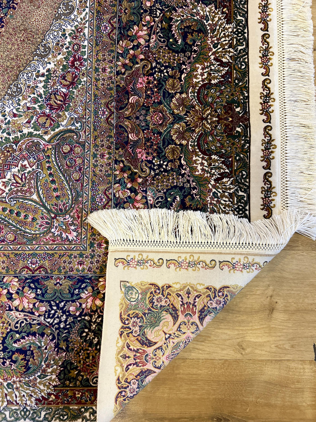 7x10 ft Ivory Silk Rug with Colourful Floral Medallion, Classic Luxury Carpet