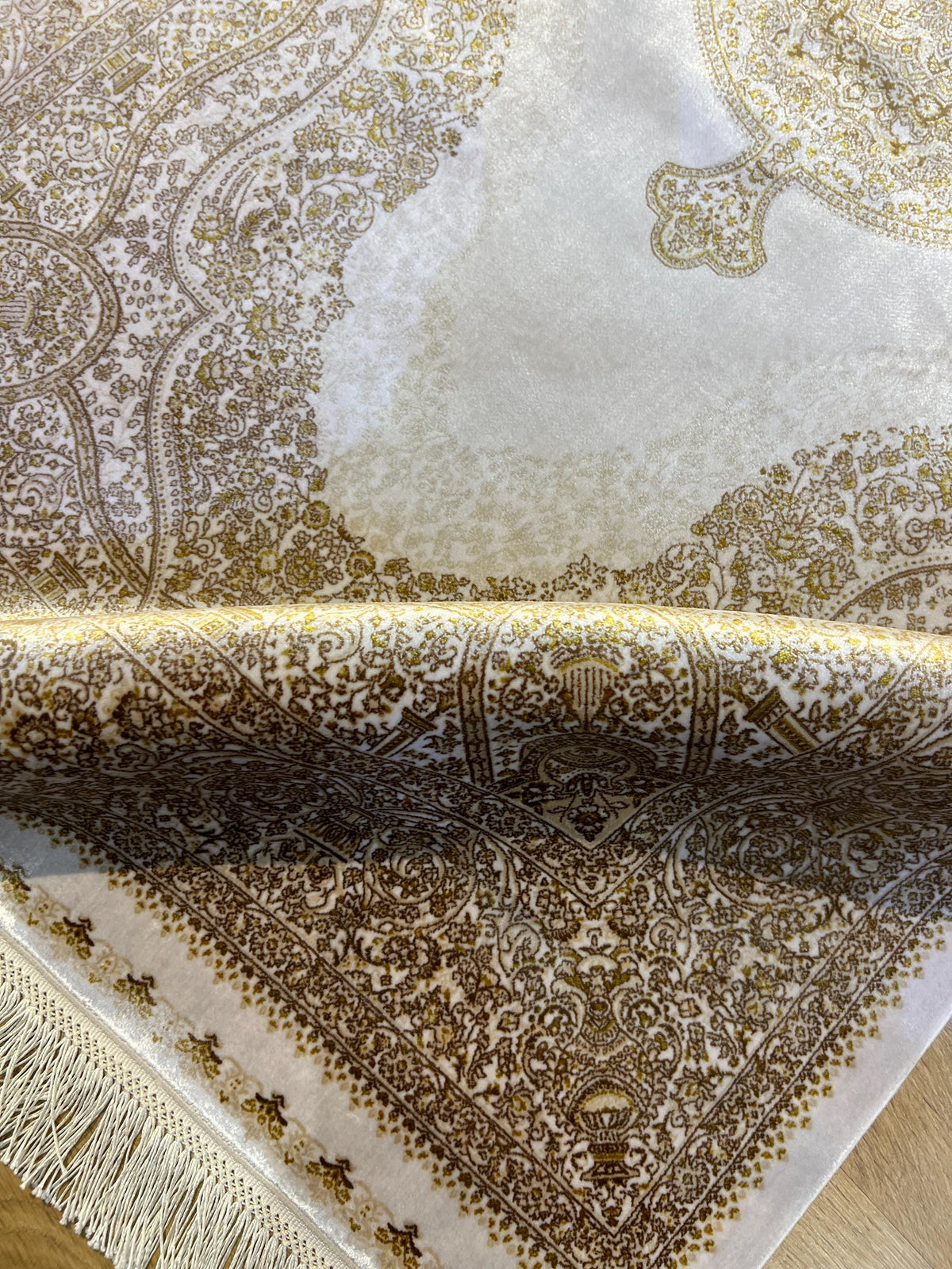 Ivory Silk Rug with Gold Pattern and Medallion, 3x5 ft, Classic Luxury Small Rug