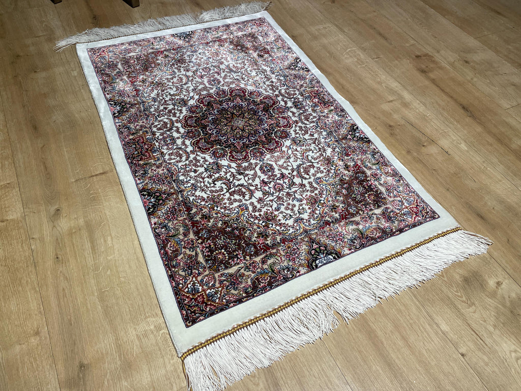 Cream Small Silk Rug, Ornate Medallion Silk Carpet, Luxury Home Decor
