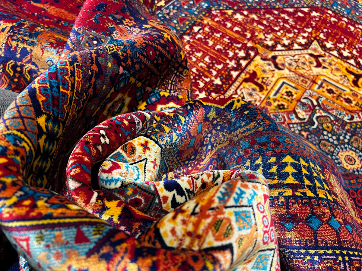7x10 Ft Red Blue Colourful Silk Rug, Luxury Medallion Design, Traditional Pattern