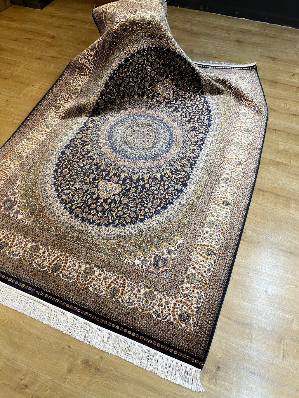 5x8 Ft Dark Navy Blue Medallion Silk Bamboo Area Rug, Classic Turkish Silk Carpet