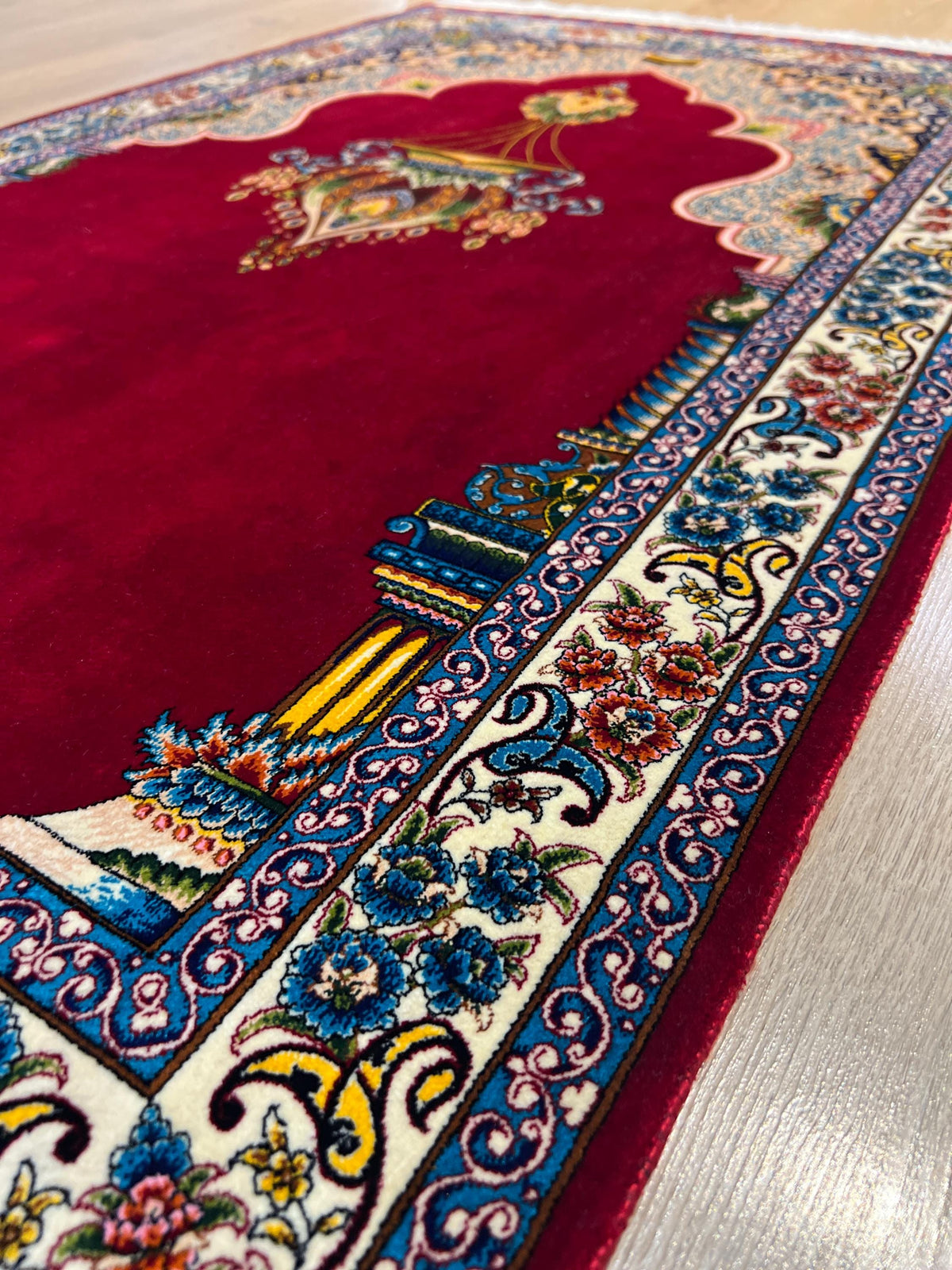 Red Modal Silk Prayer Rug, Luxury Muslim Gift Prayer Mat