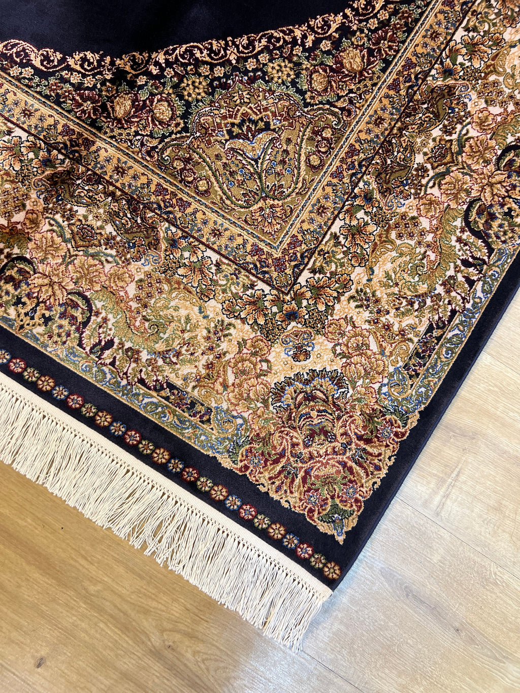 5x8 Blue Silk Rug, Classic Turkish Carpet, Medallion Design, Luxury Rug
