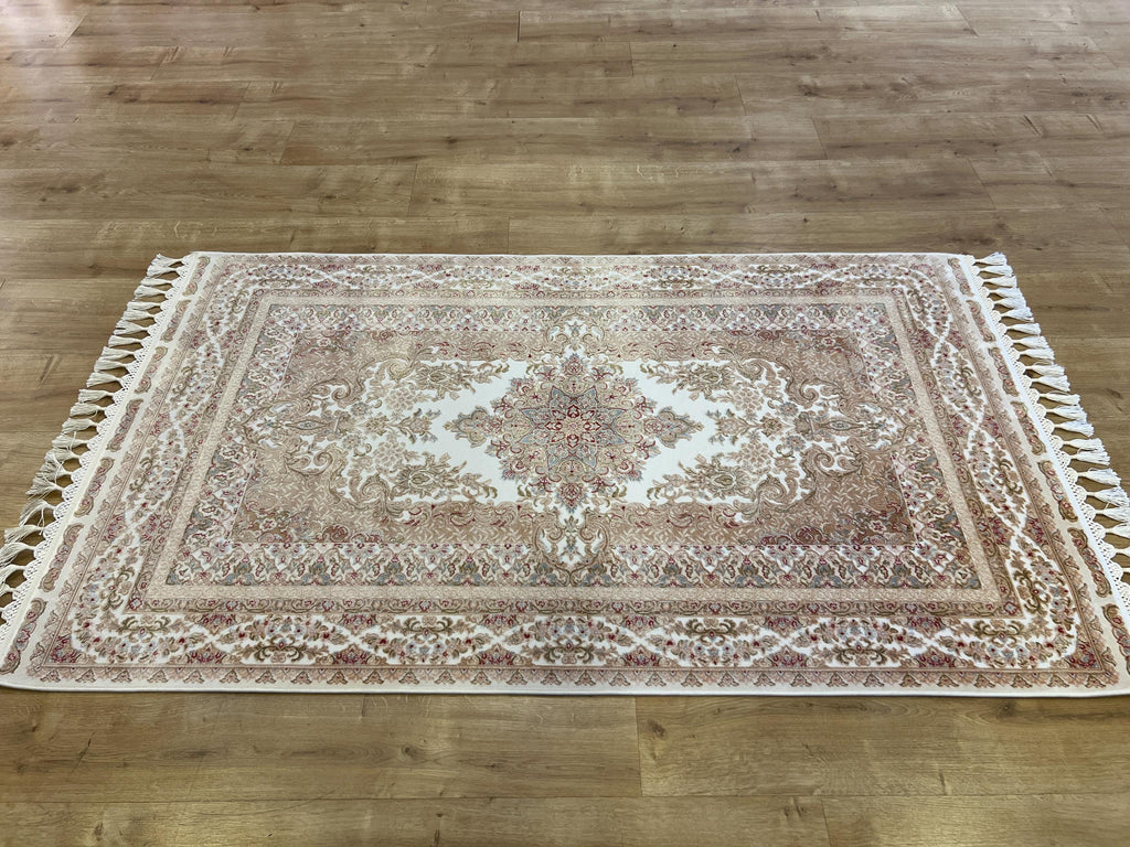 Cream Silk Bamboo Rug with Gold Medallion, 3x5 ft, Classic Luxury Small Rug