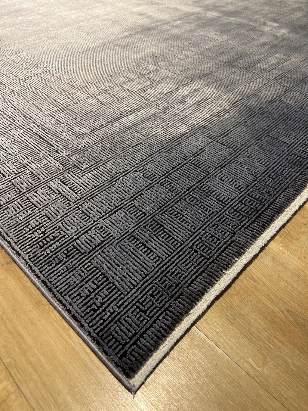 7x10 ft Luxury Dark Gray Bamboo Rug with Linear Design