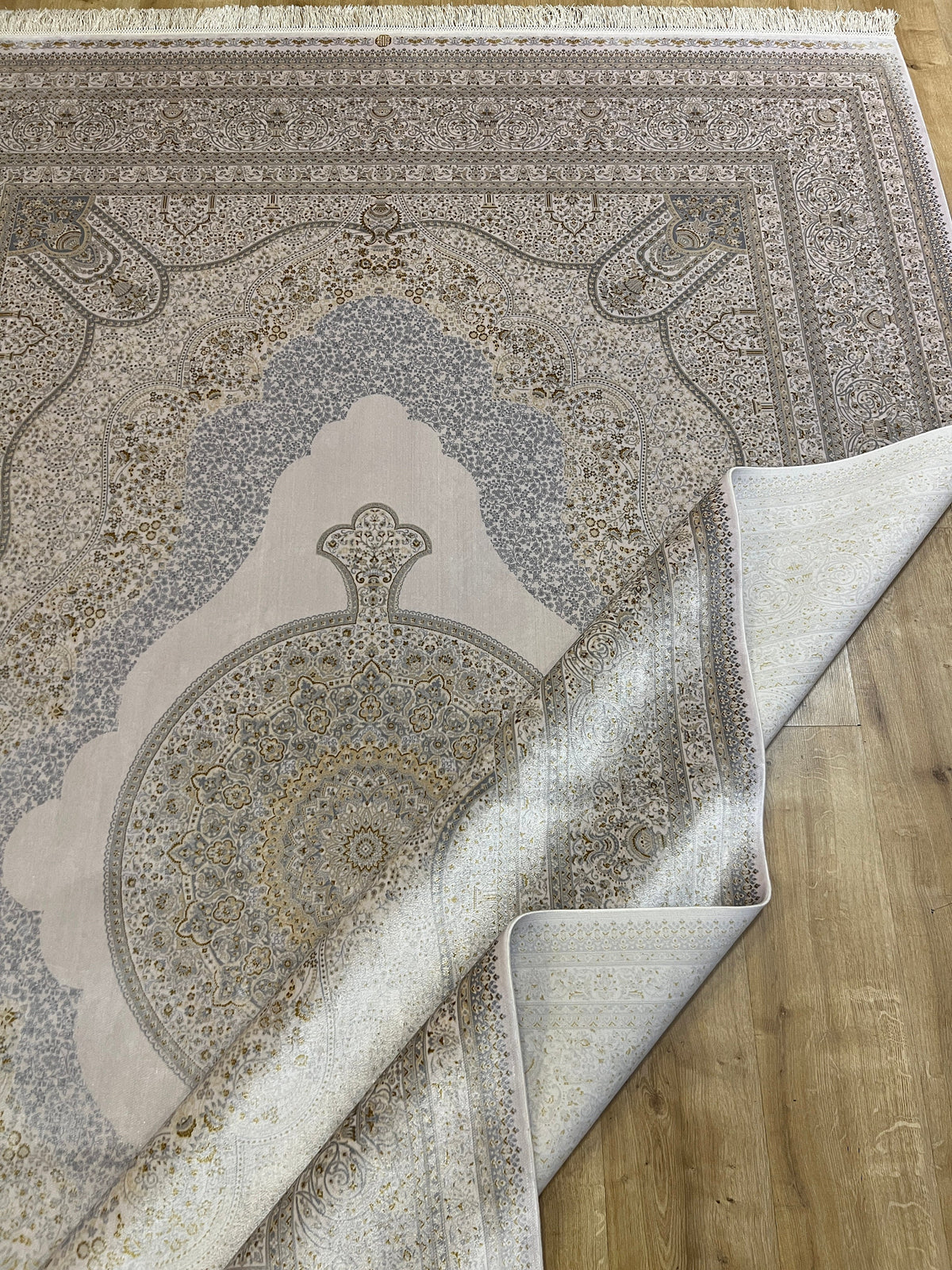 7x10 ft Ivory Silk Rug with Grey Gold Medallion, Luxury Classic Floral Design