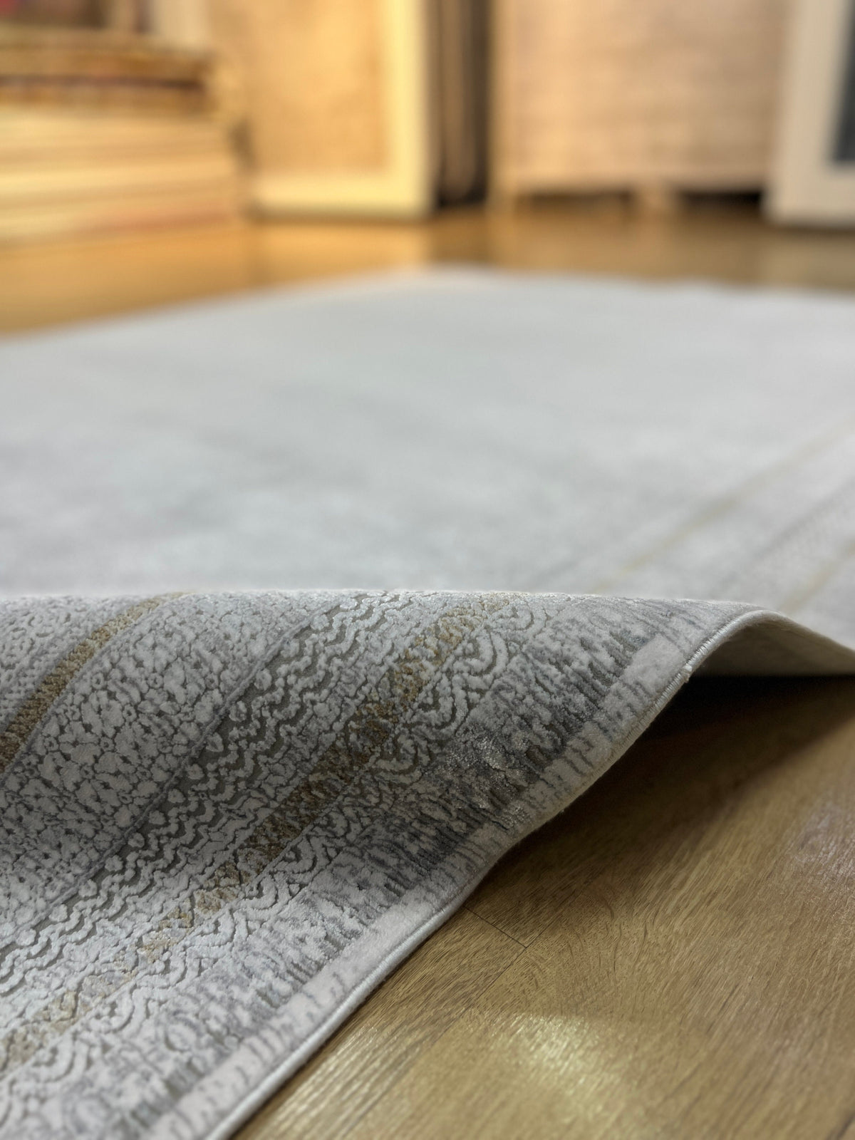 5x8 ft Gray Geometric Pattern Bamboo Rug with Gold Lines