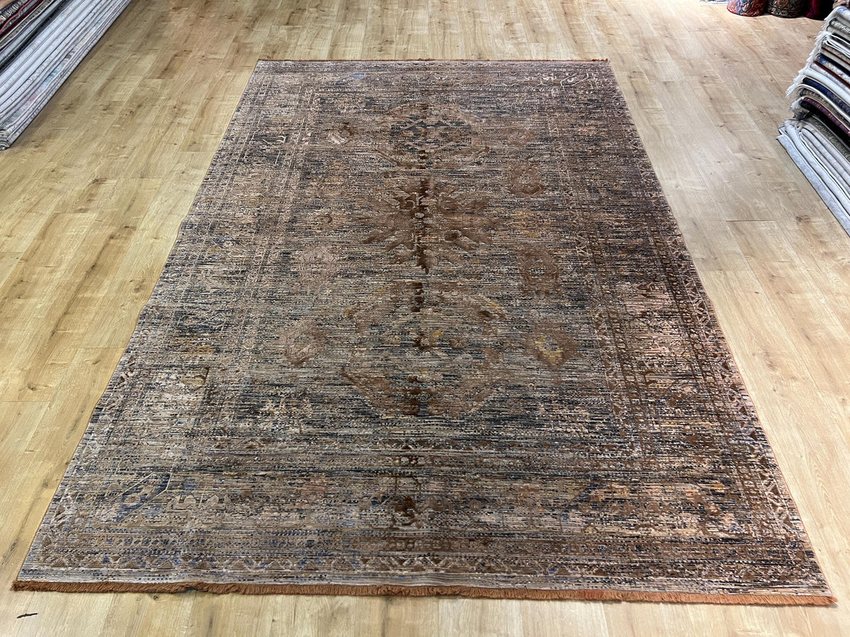 Gray Copper 7x10 Ft Bamboo Rug with Antique Distressed Pattern