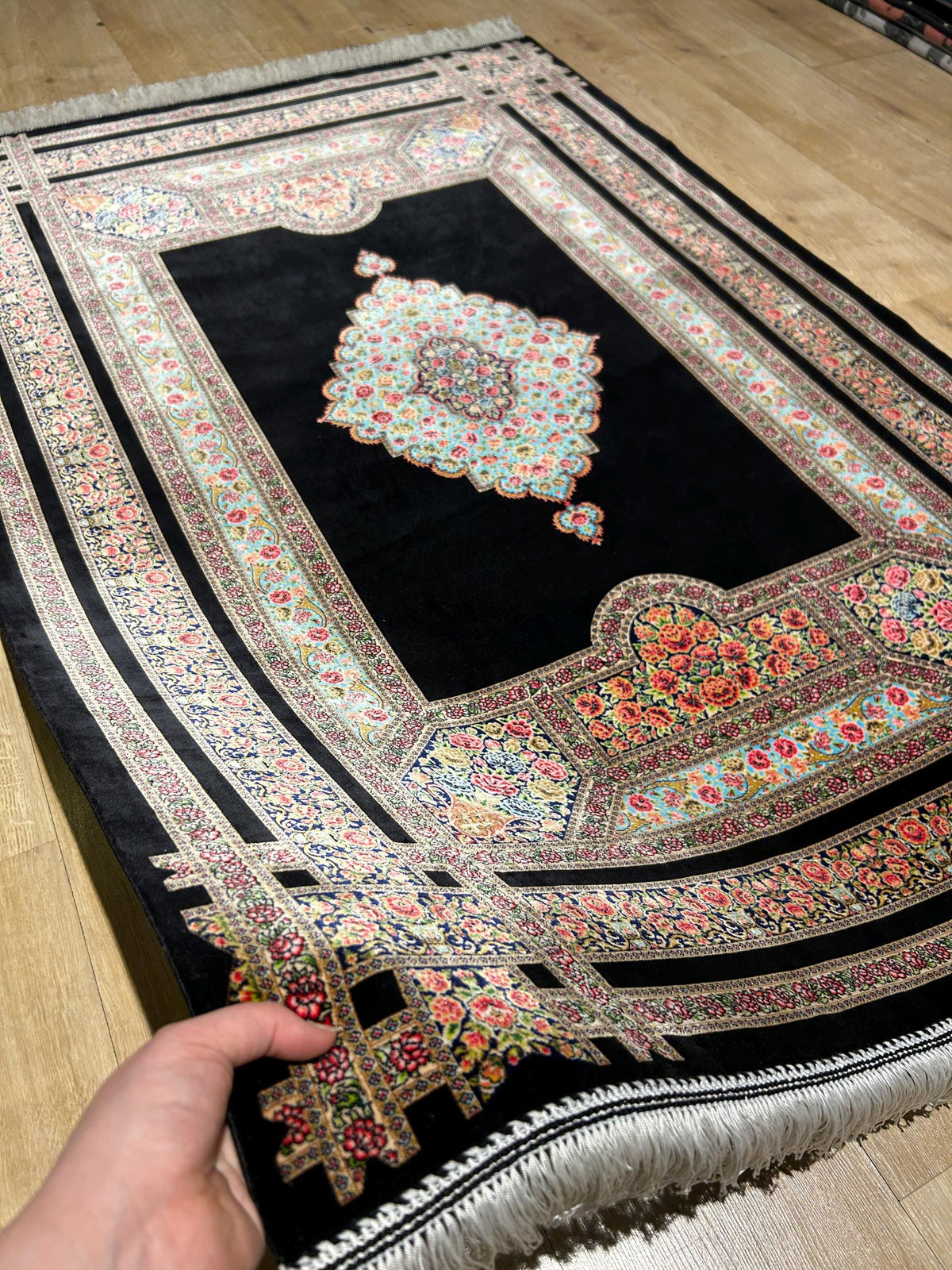 Black Silk Rug, Floral Medallion and Border Design Classic Luxury Silk Carpet