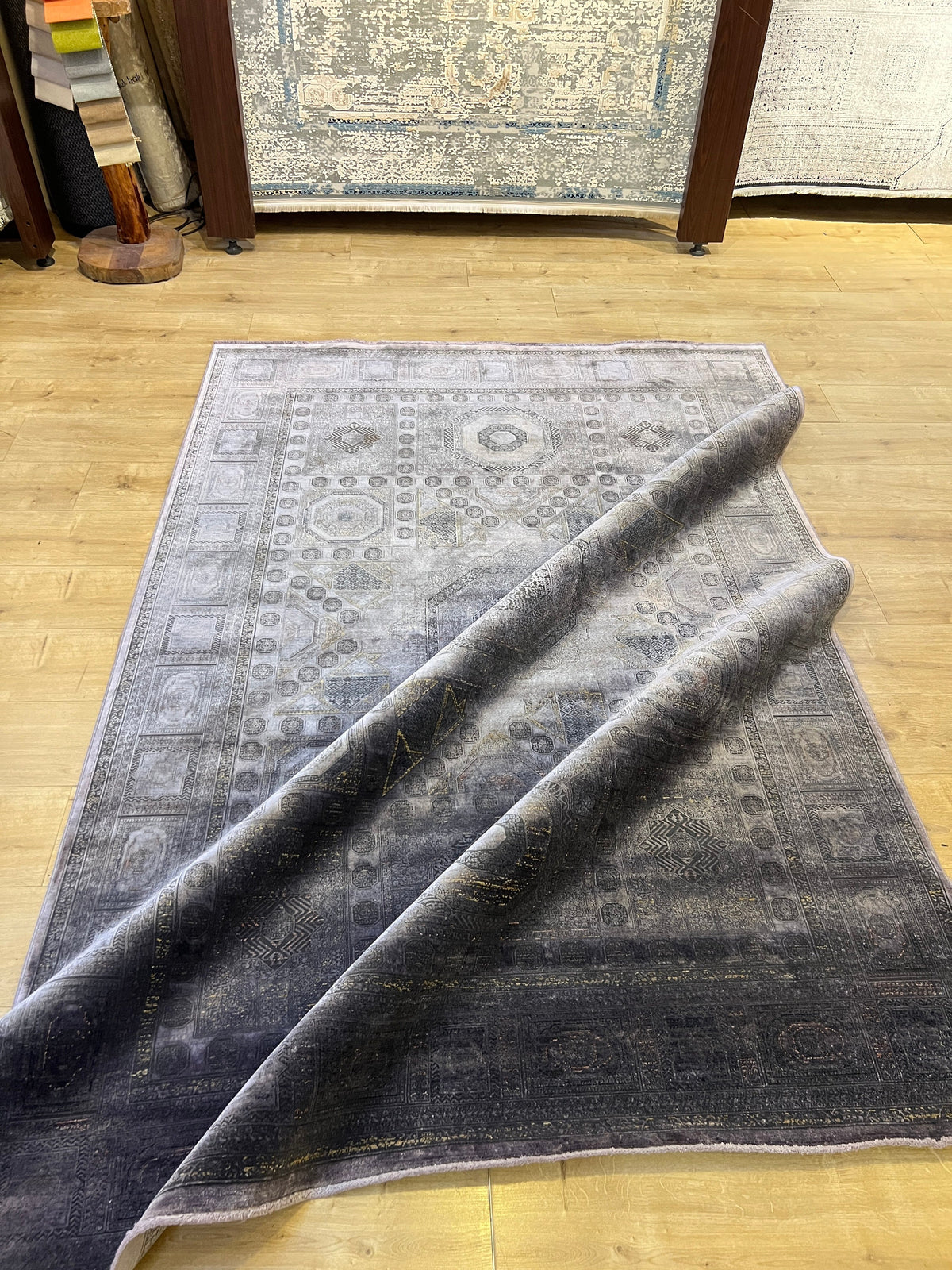 5x8 Ft Ethnic Geometric Medallion Gray Bamboo Area Rug