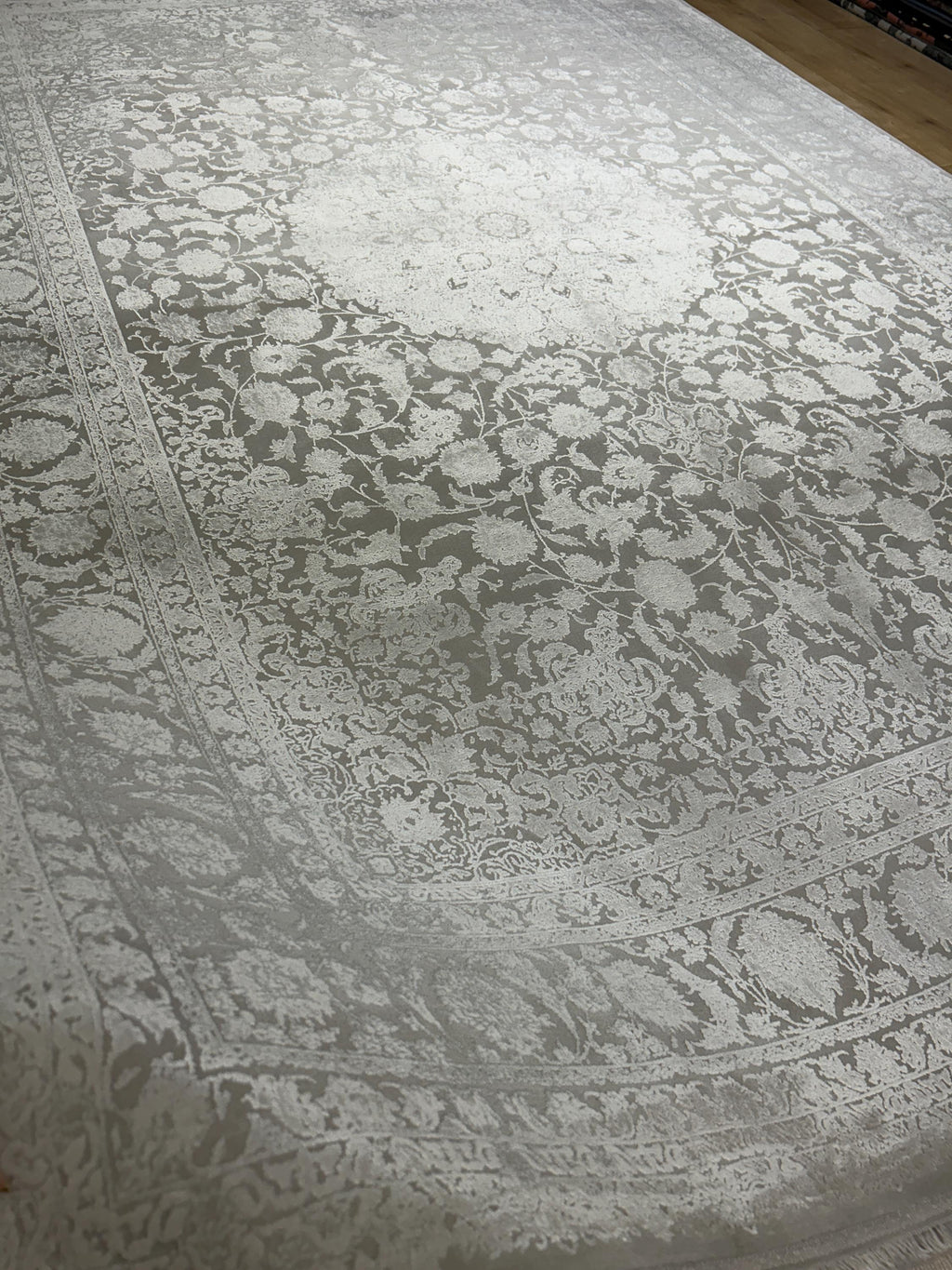 7x10 ft Ivory Bamboo Medallion Design Rug, Classic Turkish Rug
