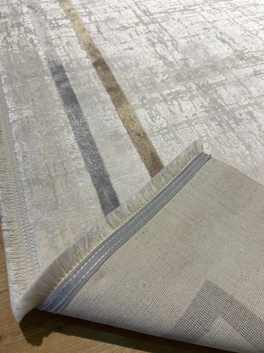 5x8 Ft Cream Bamboo Rug with Gray Gold Border, Modern Style