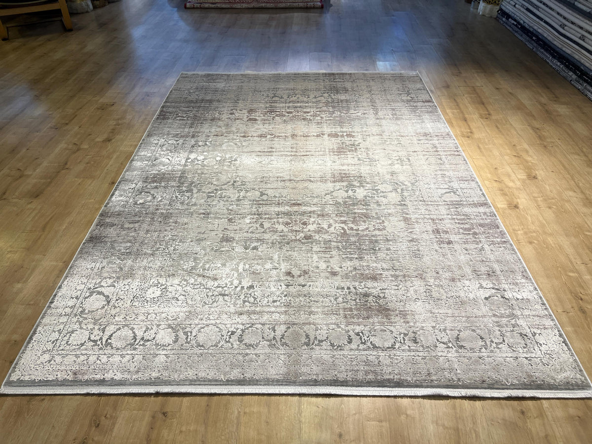 7x10 ft Antique Distressed Medallion Bamboo Rug in Gray and Beige