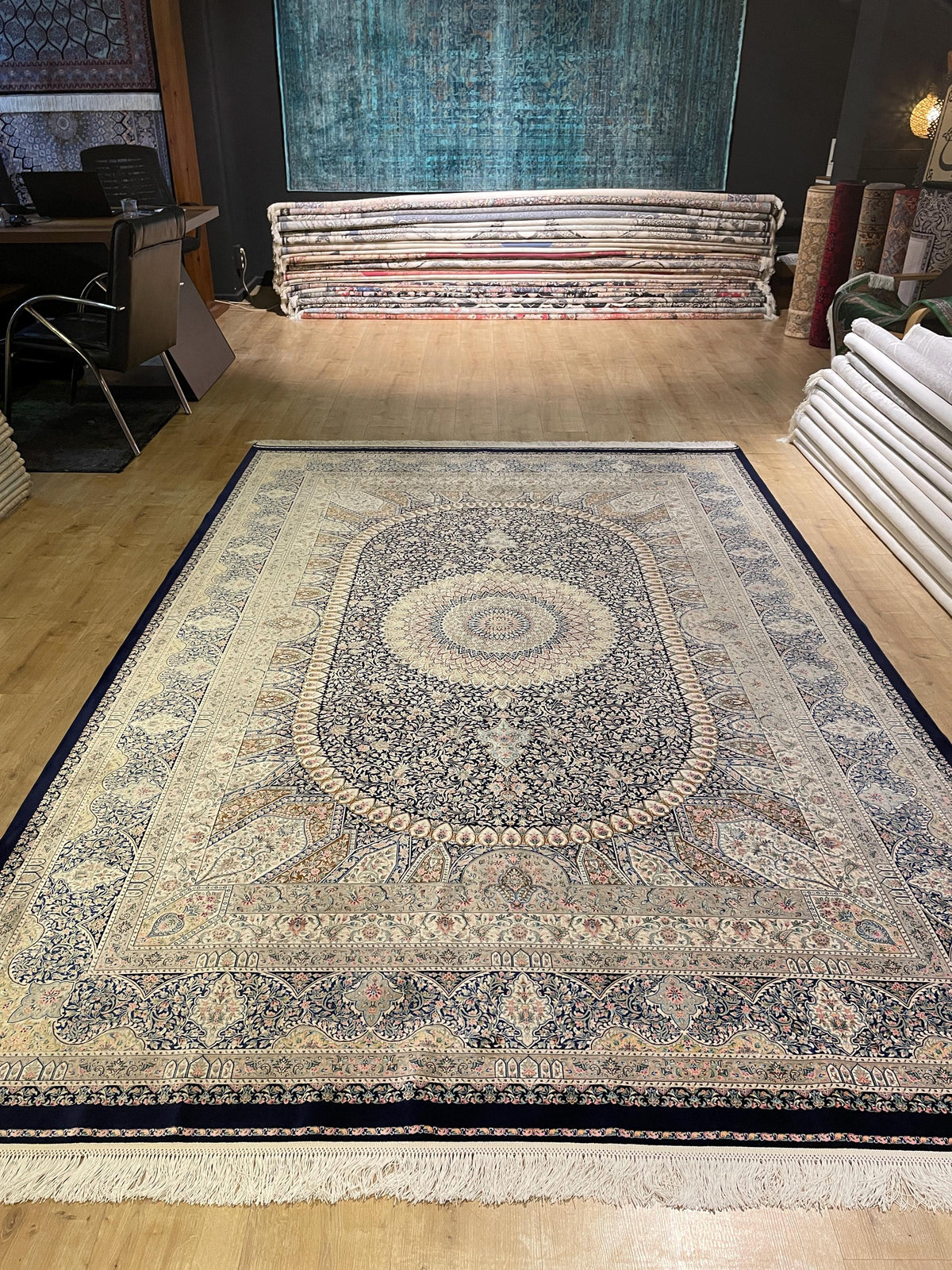 7x10 Ft Dark Blue Silk Rug, Luxury Medallion Design, Traditional Pattern