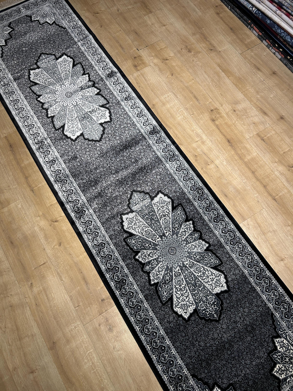 3x10 ft Black Gray Runner Silk Rug, Medallion Design, Classic Luxury Area Rug