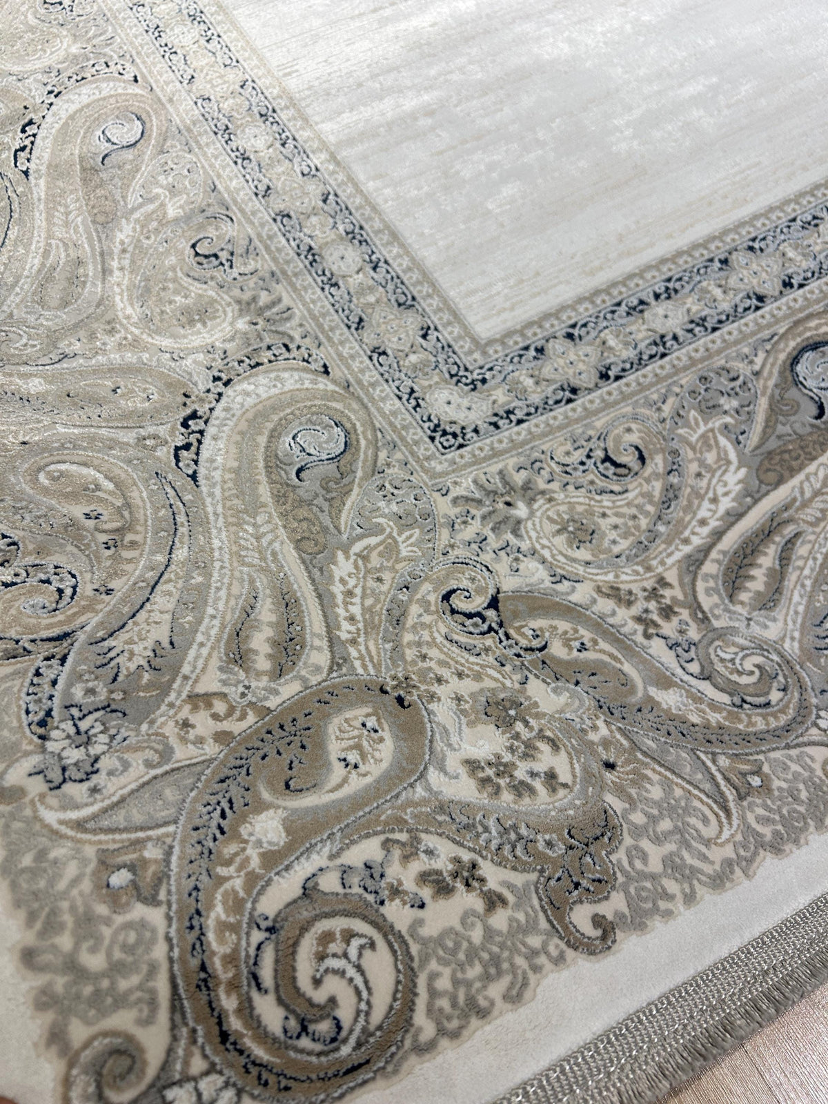 Cream Background Bamboo Rug with Beige Gray Navy Blue Border Design, Classic Home Decor
