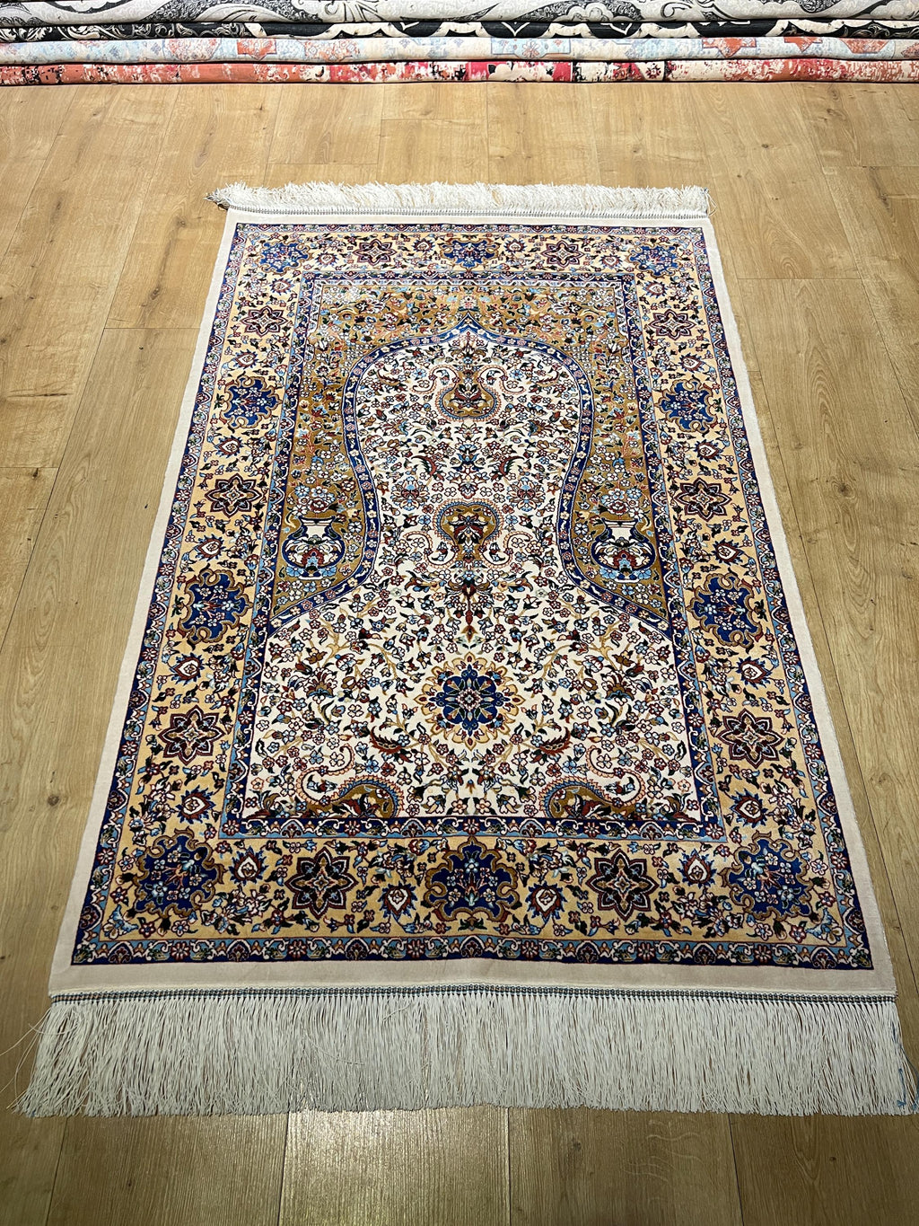 2.62x4.10 Ft Ivory Beige Silk Prayer Rug With Floral Design, Muslim Gift Prayer Mat